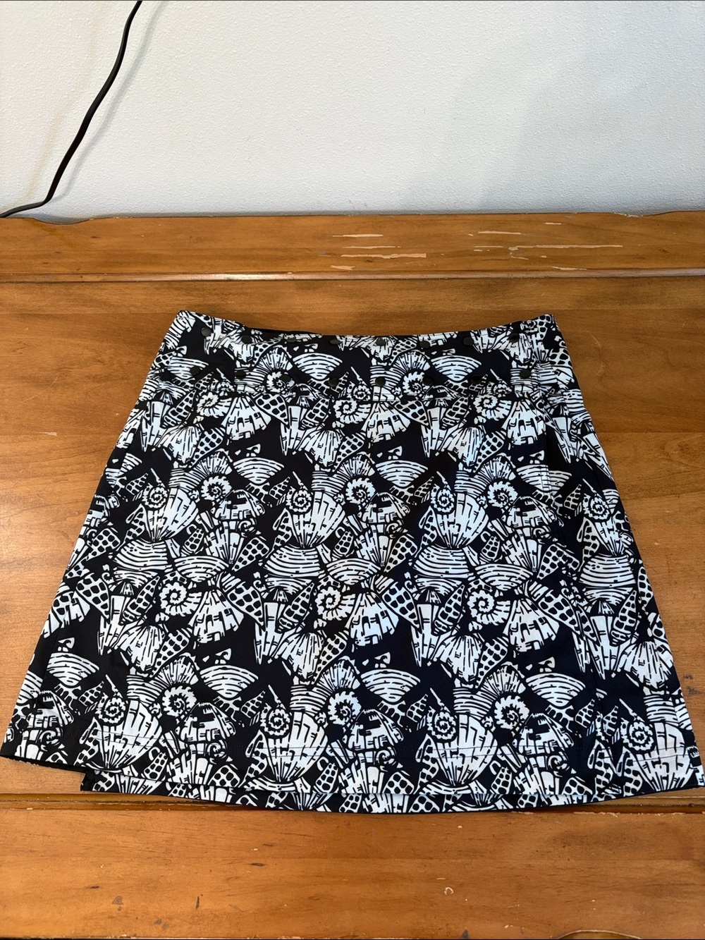 Adjustable Black & White Graphic Wrap Skirt